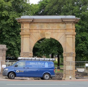 Memorial Arch front - 24th July 2013