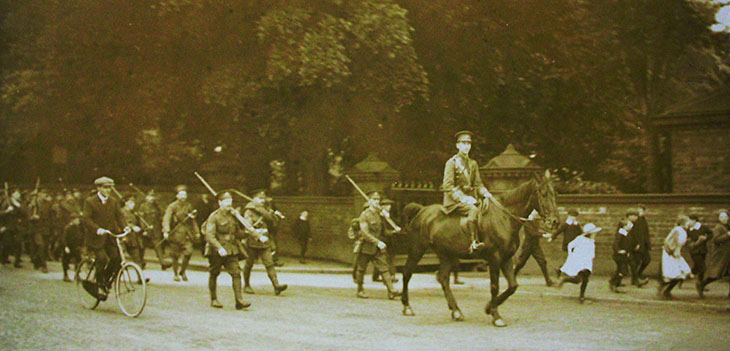 Chorley Terriers marching to Preston at the outbreak of war in August 1914